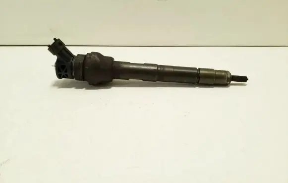 Jaguar XE Fuel injector 0445110664 G4D39K546CA