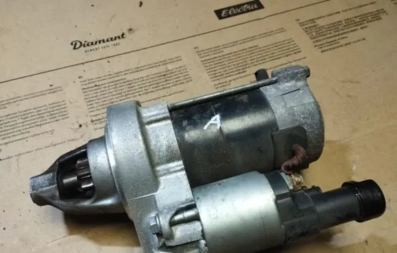 Honda FR-V Starter motor 4280005010