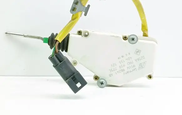 Ford Galaxy Fuel tank cap lock motor 7M0959775C 95VW9B241AB 40415512V
