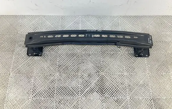 Skoda Octavia Mk3 (5E) Front bumper cross member 5E0807103