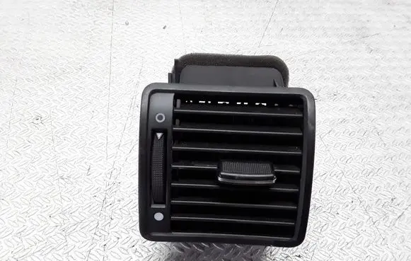Audi A8 S8 D2 4D Dashboard side air vent grill/cover trim 4D0820902E