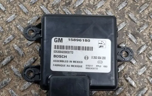 Cadillac Escalade Parking PDC control unit/module 0263004200 15896180