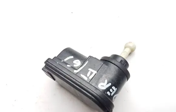 Land Rover Freelander 2 - LR2 Headlight level adjustment motor 6H5X13K198AA