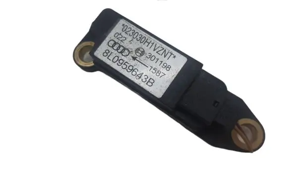 Audi A4 S4 B6 8E 8H Airbag deployment crash/impact sensor 8L0959643B 301198 023030H1VZNT