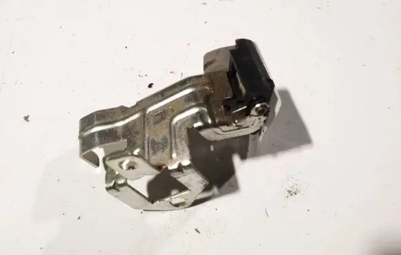Engine bonnet (hood) release handle