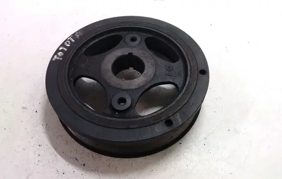 Toyota Avensis T250 Crankshaft pulley 134080R011