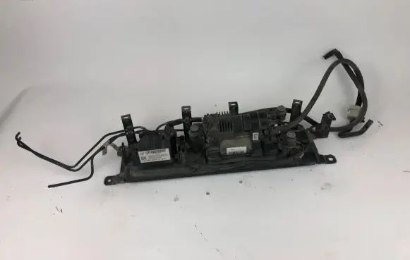 Maserati Levante Air suspension compressor/pump 670037523 15150000783