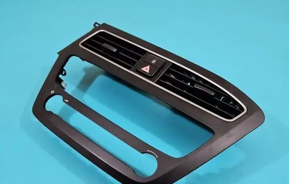 Hyundai i20 (GB IB) Dash center air vent grill 84740-C8AA0 IMPRK1460008