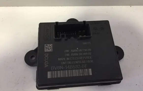 Ford Focus Comfort/convenience module BV6N14B532BF