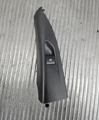Opel Zafira C Electric window control switch 13301888