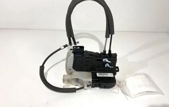 Hyundai ix35 Front door lock 81320-2Y000