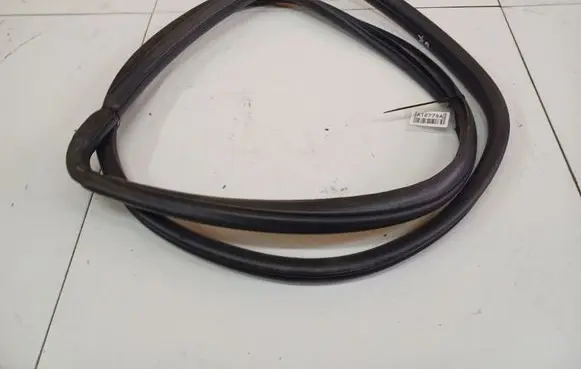 Honda Jazz Rubber seal rear door 
