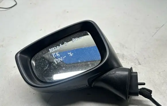 Front door electric wing mirror