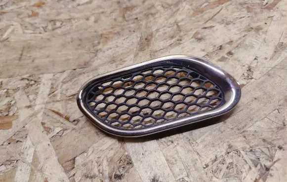 Maserati Quattroporte Fender grill 