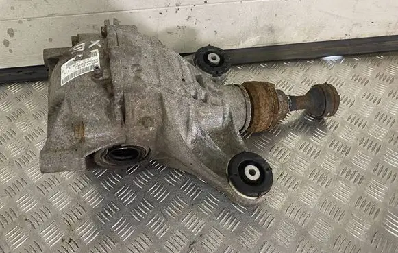 Jaguar XE Rear differential GX734A213FD