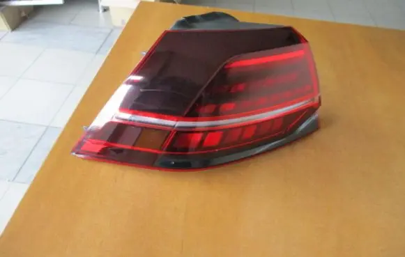 Volkswagen Golf VII Rear/tail lights 5G0945207G