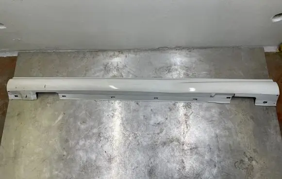 Mercedes-Benz C W204 Sill A2046902540