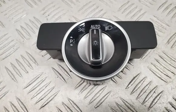 Mercedes-Benz CLS C218 X218 Light switch