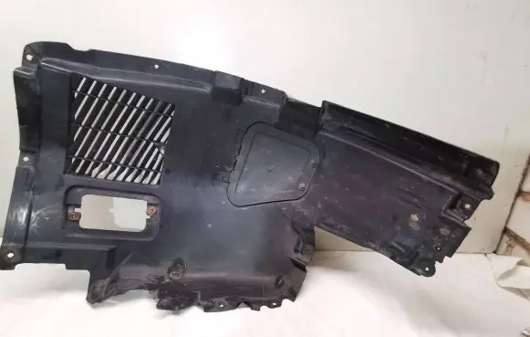 BMW 5 E60 E61 Front arch trim 17570110 717193509