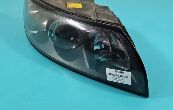 Volvo S40 Headlight/headlamp 30698874 IMPRK1574029