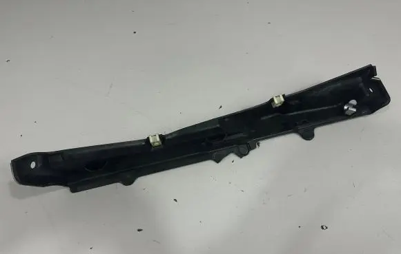 BMW 5 G30 G31 Other engine bay part 7363870