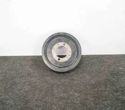 Opel Zafira C Crankshaft pulley 55575960