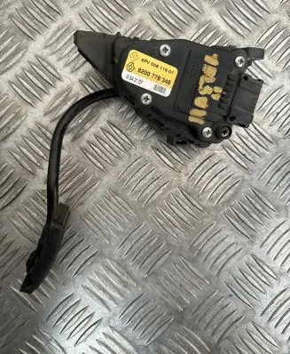 Renault Master III Accelerator throttle pedal 8200778348