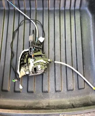 Mercedes-Benz E W238 Front door lock A0997203400 A2385400500 A0997601700