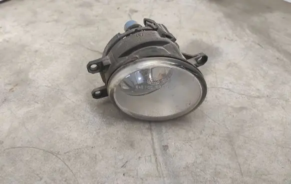 Toyota Verso-S Front fog light 1N027151402