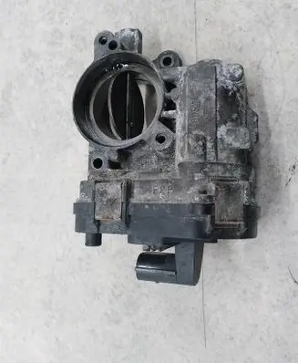 Opel Zafira B Throttle body valve 48CPD4