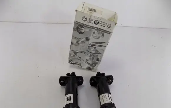 Seat Leon (1P) Headlight washer spray nozzle 1PL955102 1PL955101