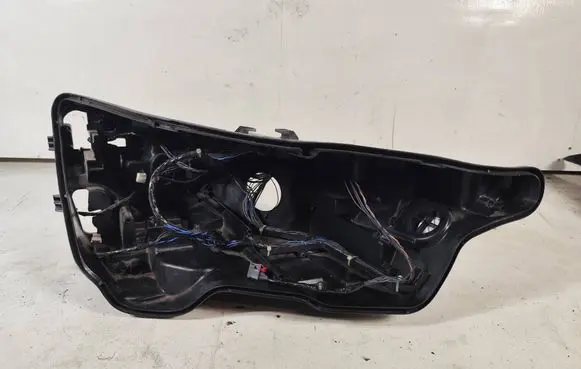 Audi e-tron Headlight/headlamp 47406R
