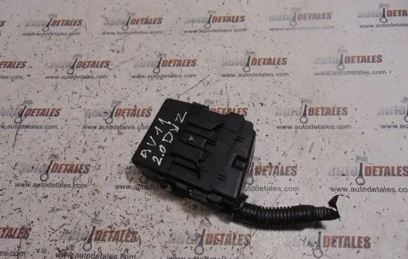 Toyota Avensis T270 Fuse box set