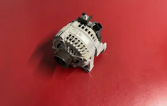 BMW X1 F48 F49 Generator/alternator 7640131