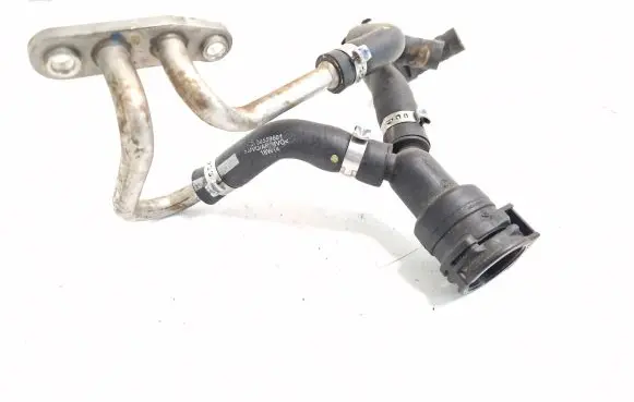 Engine coolant pipe/hose
