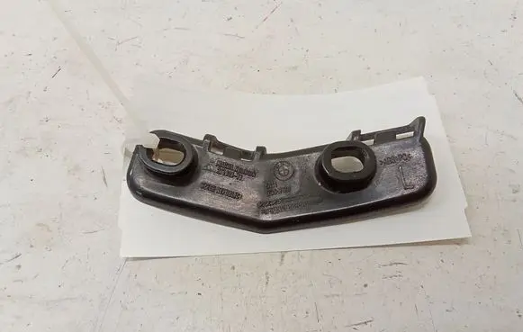 BMW X1 F48 F49 Fender mounting bracket 21163611
