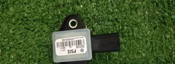 Hyundai Kona I Airbag deployment crash/impact sensor 95920-J9100