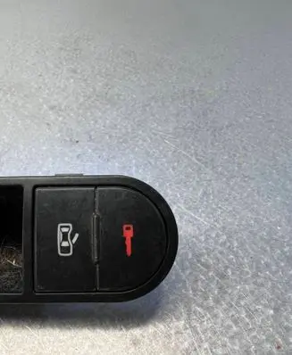 Audi TT Mk1 Central locking switch button 8n0959557a