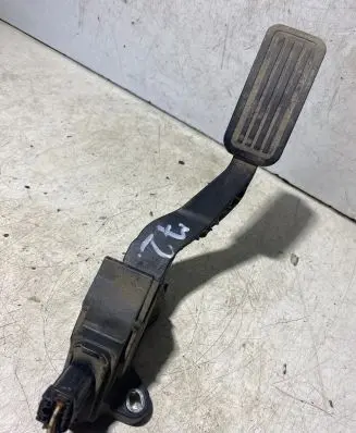 Toyota Auris 150 Accelerator throttle pedal 781100D010 44375788705