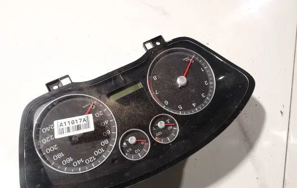 Ford Focus Speedometer (instrument cluster) 3m5f10a855a 3m5f-10a855-a