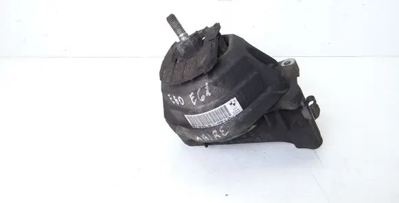 BMW 5 E60 E61 Engine mount bracket 6769874 159346