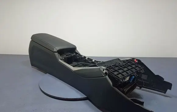 BMW M4 F82 F83 Center console 6806777