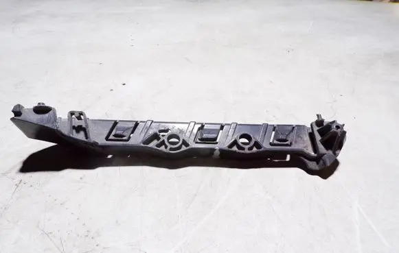 BMW 5 E60 E61 Front bumper mounting bracket 51117178078 7178078