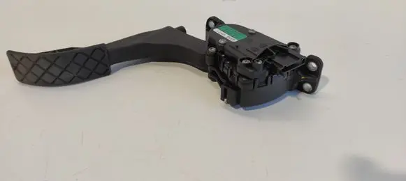 Skoda Fabia Mk1 (6Y) Accelerator throttle pedal 00849601 6Q1721503C