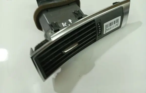 Audi A6 S6 C6 4F Dash center air vent grill 4F1820073B