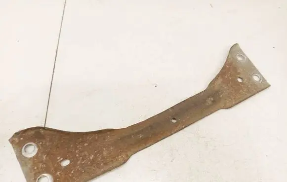 Volkswagen Golf VI Engine mounting bracket 