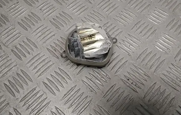 BMW 2 F45 Light module LCM 1305715336