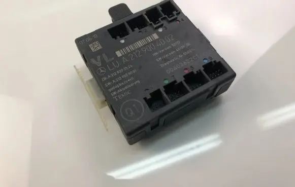 Mercedes-Benz E A207 Other control units/modules A2129004002