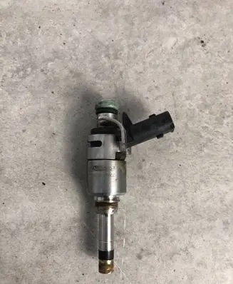 Hyundai Ioniq Fuel injector 3531003HC0 904180012