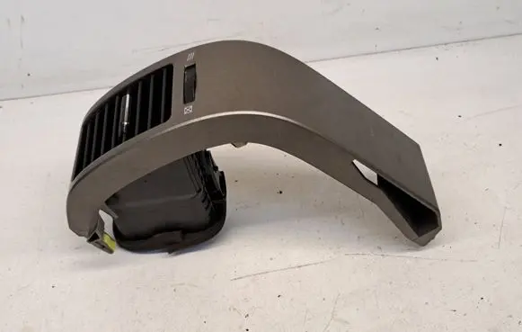 Toyota Prius (XW20) Dashboard side air vent grill/cover trim 5566047020